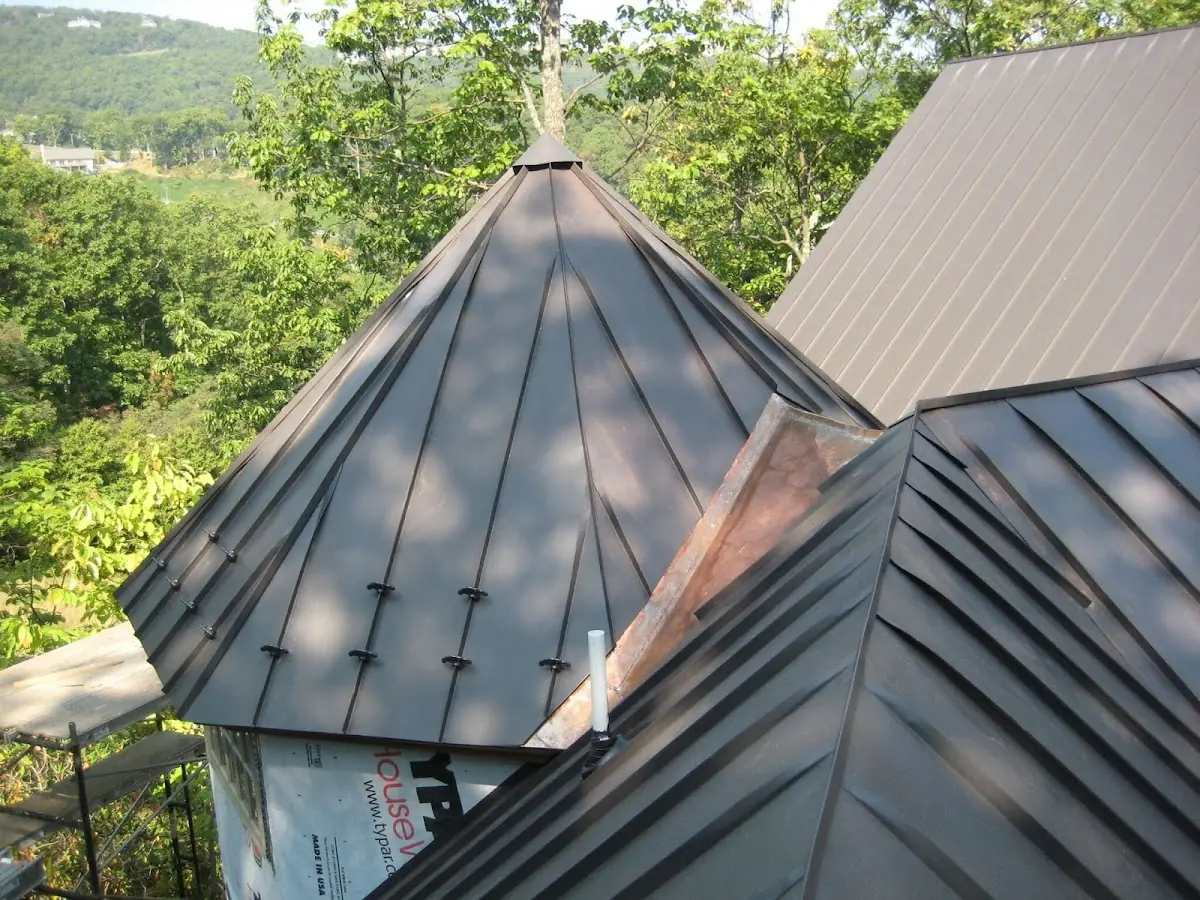 Professional Shingle Replacement & Repair by Craftsman Roofing in Plumb Point